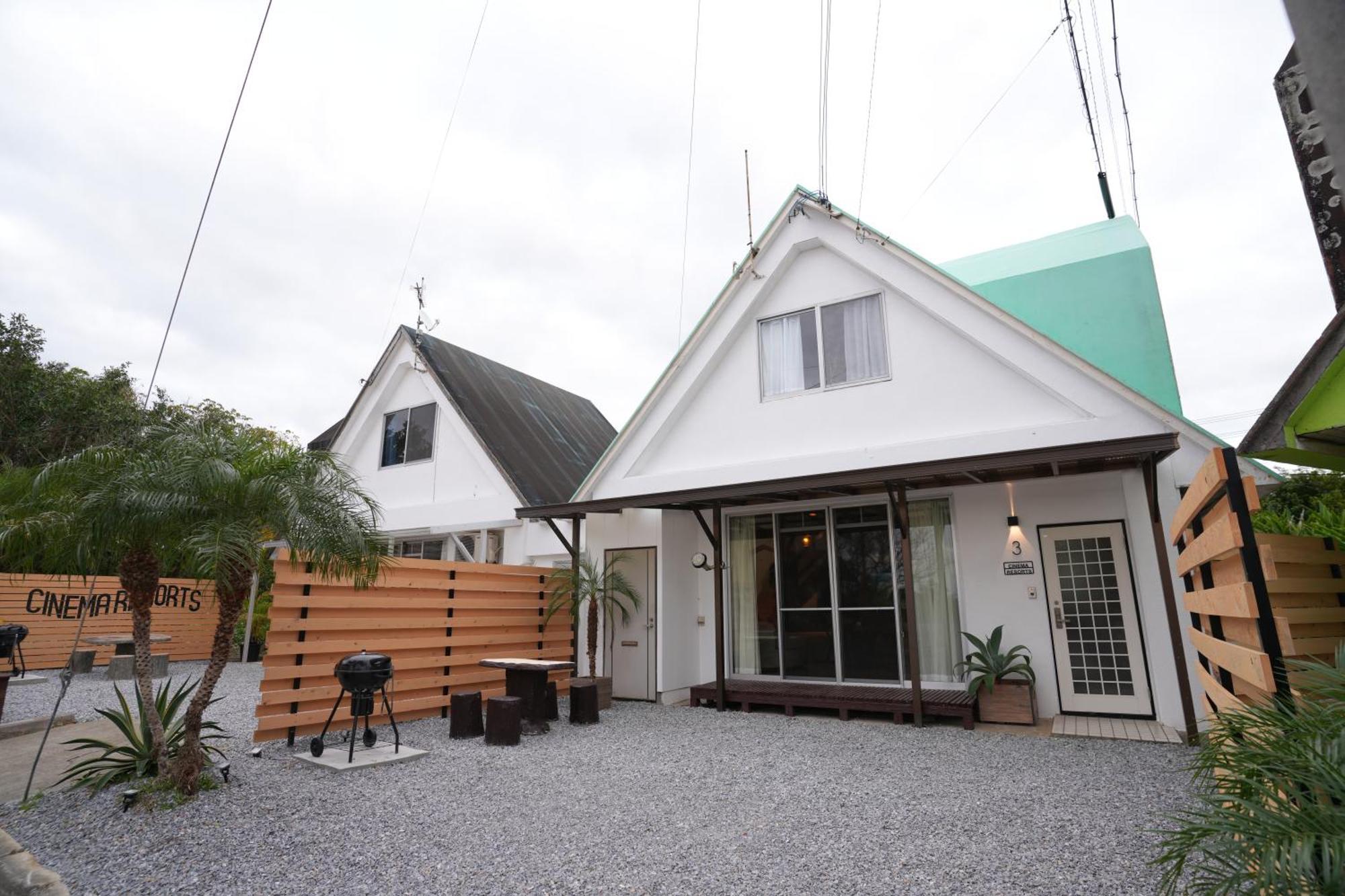 Cinema Resorts 3 Motobu Luaran gambar